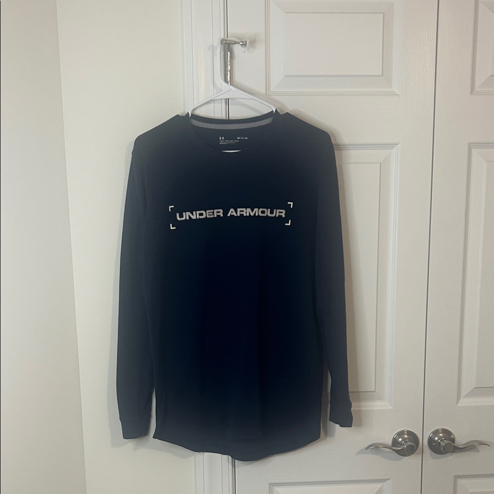 Under Armour Men's Navy Long Sleeve Tee